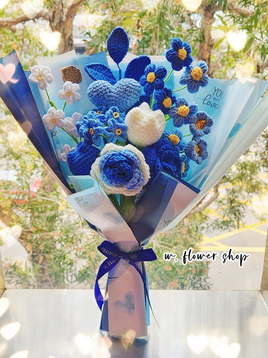 Korean Style Blue Heart Floral Mix - 11-Stem Crochet Bouquet
