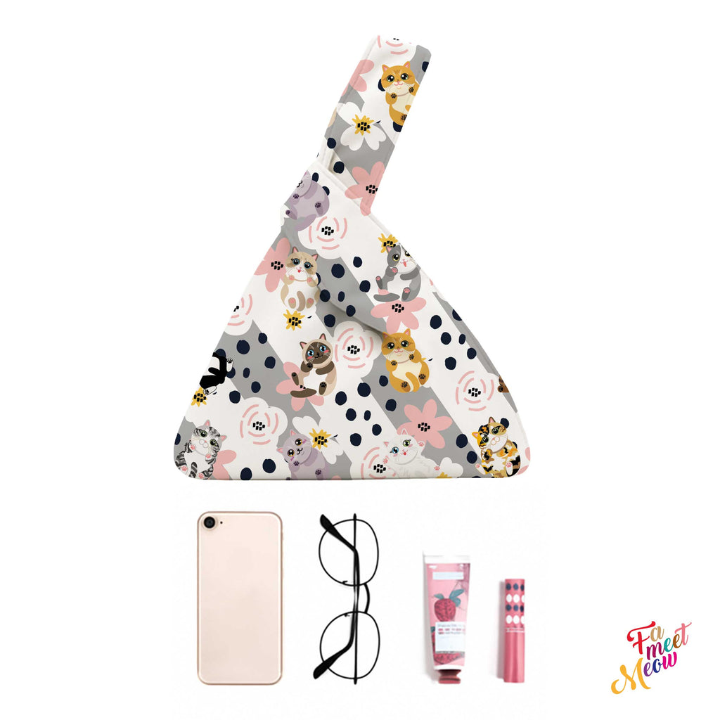 Knot Bag - Fluttering Flower Cats