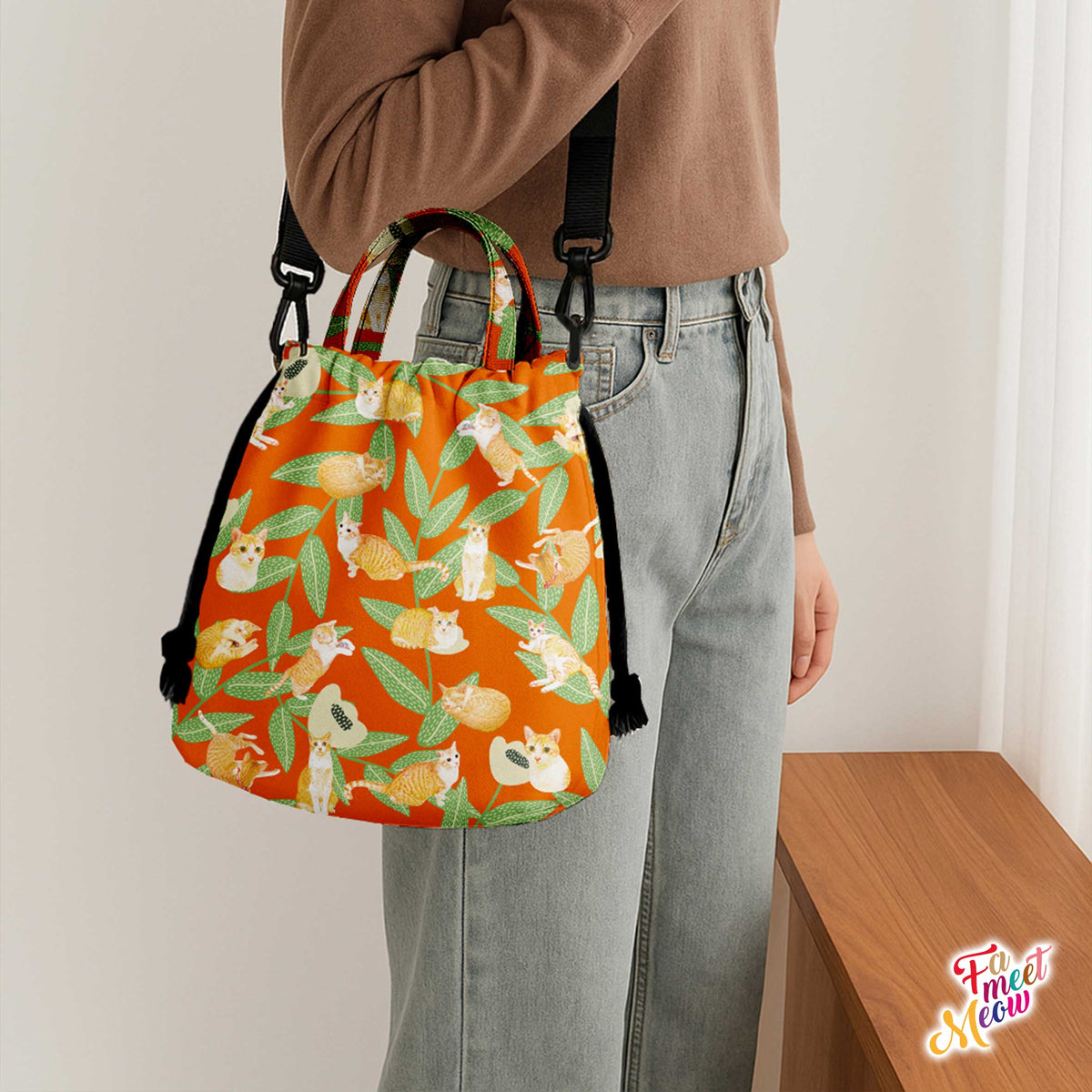 Drawstring Bucket Bag - Bamboo Leaves