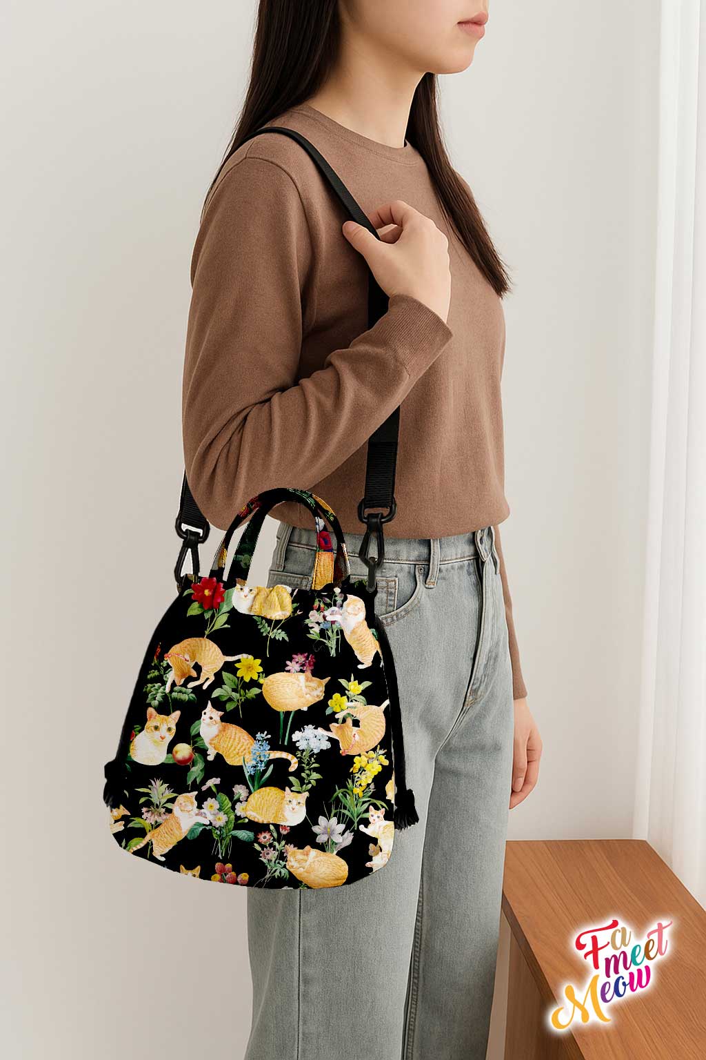 Drawstring Bucket Bag - Floral (Black)