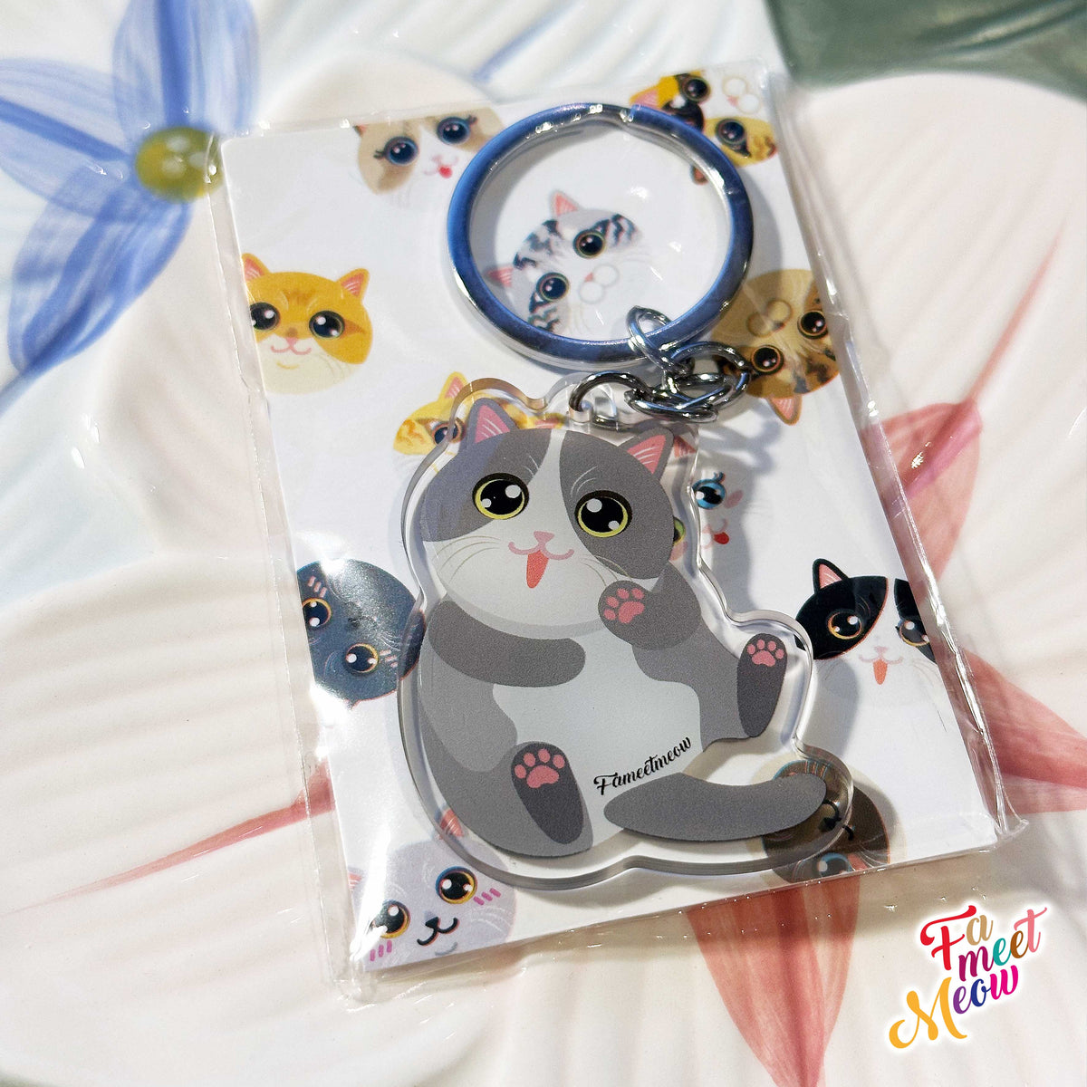 Keyring - Grey & White
